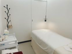 -JNK皮肤管理中心