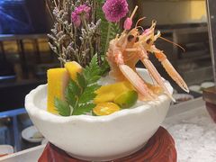 -雍容荟活帝王蟹活龙虾自助(苏宁旗舰店)