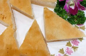 Crispy Lunjiao Cake