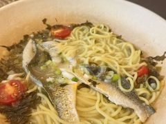 -玖鲜小笼(中山广场店)