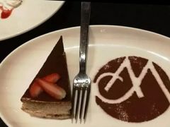 -WOLFGANG PUCK KITCHEN & BAR(迪士尼小镇店)