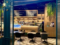 -Pier 21 (Terminal 21 Asok)