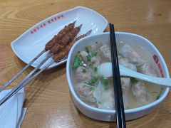 -南城香·饭香串香馄饨香(青年路店)