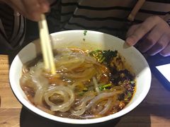 -万记麻辣烫国展总店