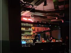 -TASTE ROOM Bar