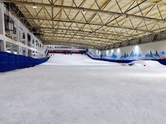 -乔波室内滑雪场