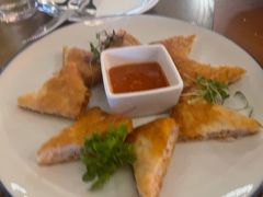 月亮虾饼ShrimpPancakes-Golden Lily河内巴黎法越料理餐厅(建国西路店)