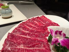 -左庭右院鲜牛肉火锅黑金店(陆家嘴中心店)