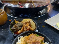 -铜元老码头鳝鱼火锅