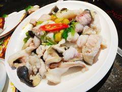 八成熟鱼肉-严厨老坛酸菜鱼(张掖路店)