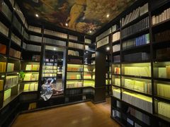 -钟书阁(松江泰晤士小镇店)