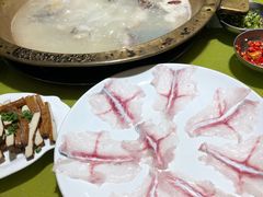 -颜氏双江清水鱼一养身火锅(磁器口店)