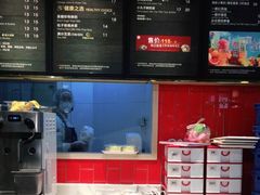 -85度C(生甜甜圈研究工坊·上海平凉店)