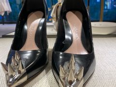 -Alexander McQueen(远洋太古里店)