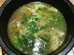 -妈妈故事米线(市府恒隆店)