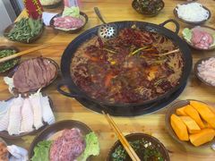 -黄潇洒老火锅(九眼桥宏济巷店)