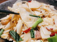 竹笋炒腊肉-巴人堂(女儿城店)