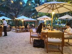 -三亚艾迪逊酒店·海滩烧烤 BARBACOA·现场乐队·浪漫晚餐·烧烤海鲜