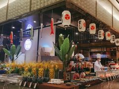 -广州万富希尔顿酒店·感趣自助餐厅·金秋蟹宴生蚝海鲜刺身