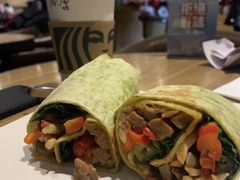 牛肉菠菜大卷-星巴克(远洋店)