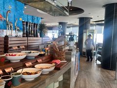 -宝利来国际大酒店-凤凰阁旋转餐厅