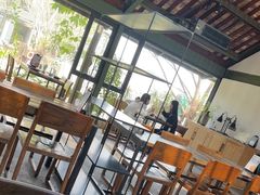 -喜洲吧·江畔老船厂·庭院餐厅(喜临院店)