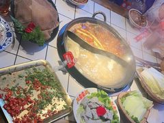 -热火朝天鲜切牛肉火锅(南强街巷店)
