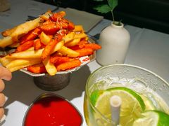 -春树下·树屋花房西餐厅(罍街AS1980店)