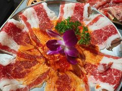 -围炉肉舍•炭烤活鳗•丹东海鲜烤肉(步行街店)