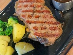 -必胜客(经开万达店)