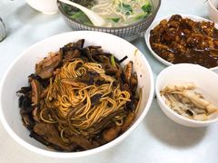 特色四大荤拌面-明呈黄鱼面馆(斜土路店)
