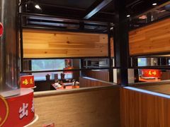 -山之屋炭火烧肉·生啤畅饮(大朗万科中央公园店)