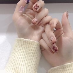 -悦指间美甲美睫