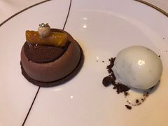 -迪拜帆船酒店海底餐厅