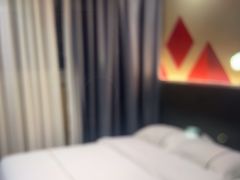 -逸米酒店(广州中山大学附属第一医院东山口地铁站店)