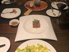 -恰餐厅及酒吧 CHAR Bar & Grill (北京丽都皇冠假日店)