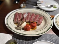 -MONICH牛排融合餐厅(和义大道购物中心店)