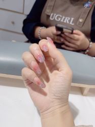 -UGIRL有个美甲