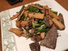 杏鲍菇炒牛肉-云海肴·汽锅鸡·云南菜(苏州中心店)