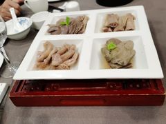 -香山湖家家宴(中山陵店)