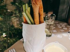 -穹六人间 people 6(岳阳路店)