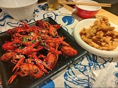 -松哥油焖大虾.小龙虾.黑鸭煲(海岸城店)