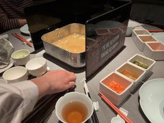 -左庭右院鲜牛肉火锅黑金店(陆家嘴中心店)
