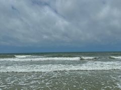 -侨港海滩