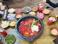 -黄潇洒老火锅(九眼桥宏济巷店)
