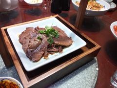 -窄巷子陕菜馆·地道陕西菜(粉巷店)