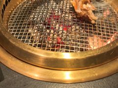 -铭牛烧肉·和牛海鲜自助(高新月牙湖店)
