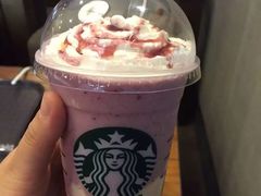 -星巴克臻选(盐城金鹰聚龙湖店)