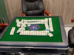 -开心棋牌(沪南路店)