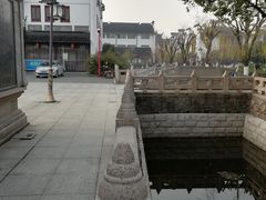 -梅村泰伯庙